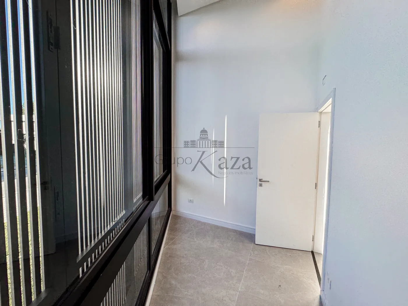 Foto 29 de Casa Condomínio em Jardim do Golfe, São José dos Campos - imagem 29