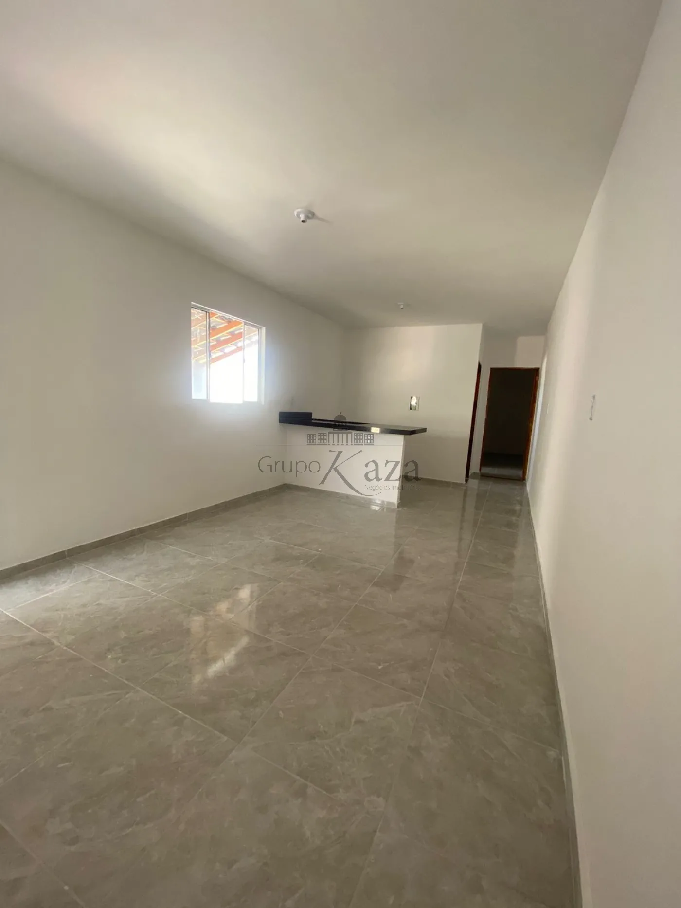 Foto 2 de Casa Padrão em Jardim Mariana II, São José dos Campos - imagem 2