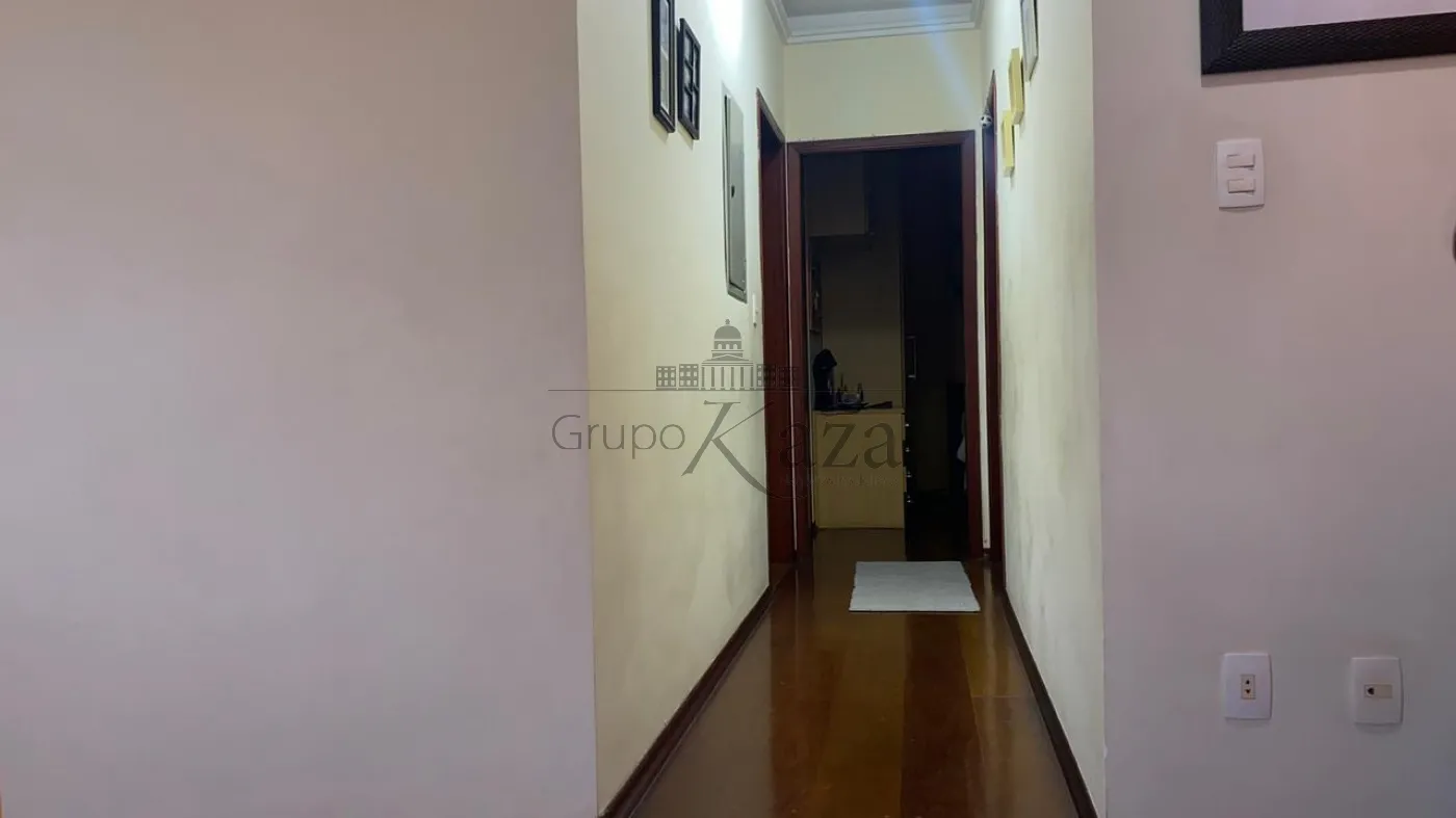Foto 16 de Casa Condomínio em Jardim das Colinas, São José dos Campos - imagem 16