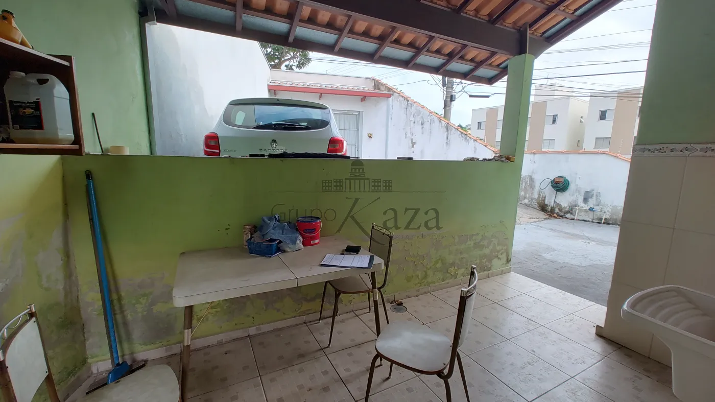 Foto 5 de Casa Padrão em Parque Santo Antônio, Jacareí - imagem 5