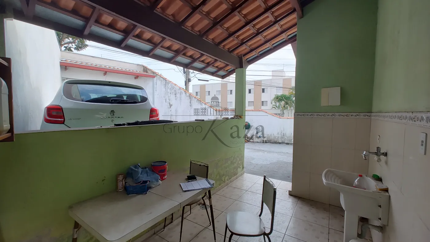 Foto 4 de Casa Padrão em Parque Santo Antônio, Jacareí - imagem 4