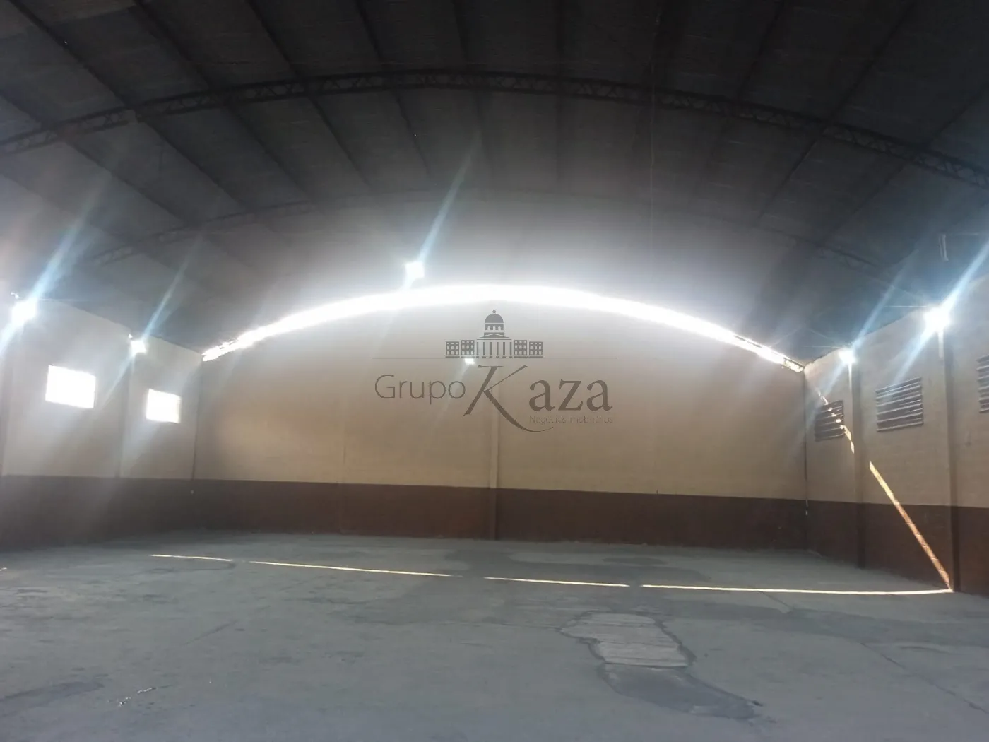 Foto 1 de Comercial Galpão em Chácaras Reunidas, São José dos Campos - imagem 1