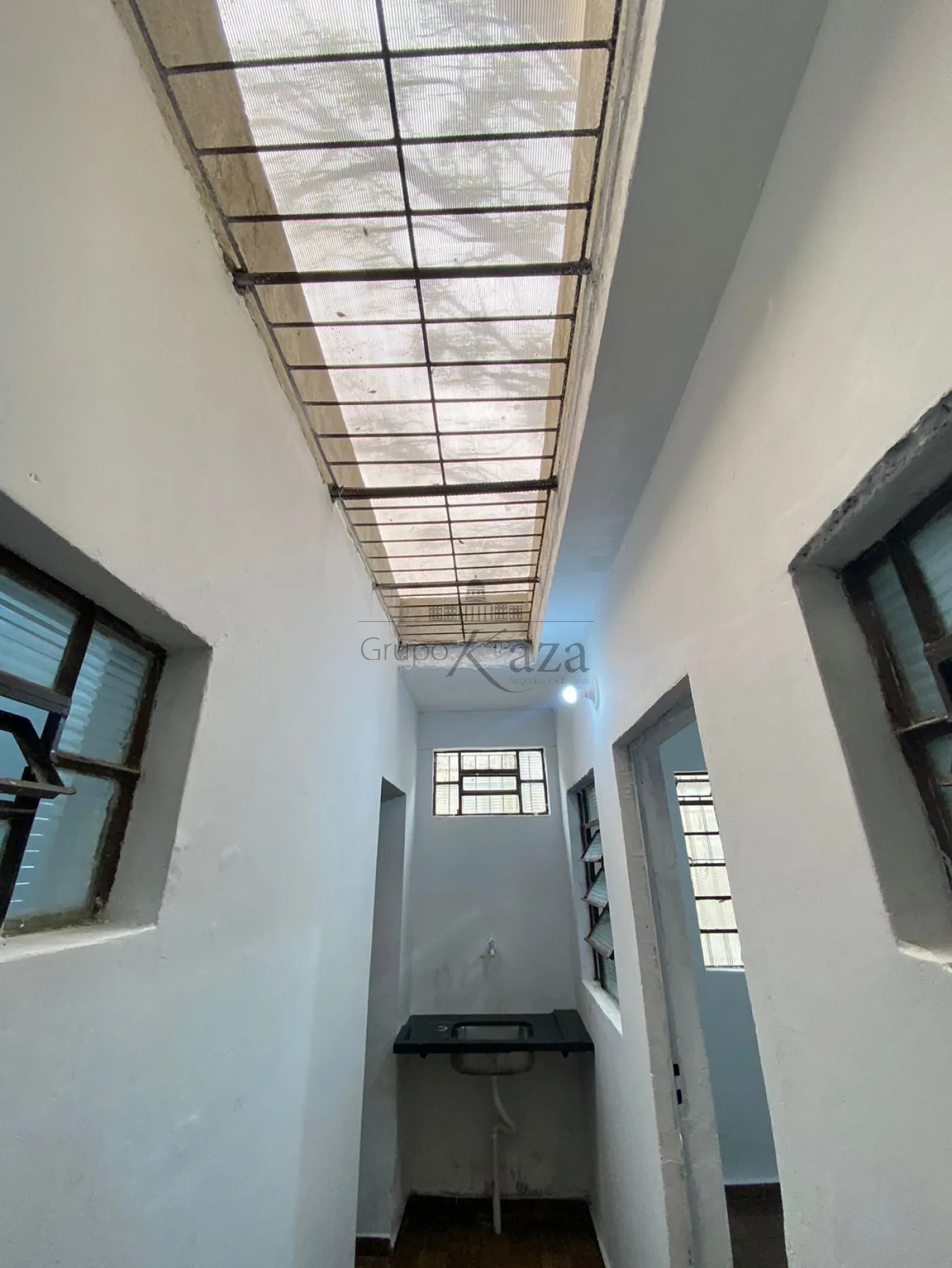 Foto 4 de Comercial Galpão em Chácaras Reunidas, São José dos Campos - imagem 4