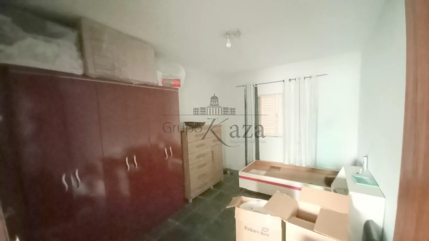 Foto 7 de Casa Padrão em Conjunto Residencial Trinta e Um de Março, São José dos Campos - imagem 7