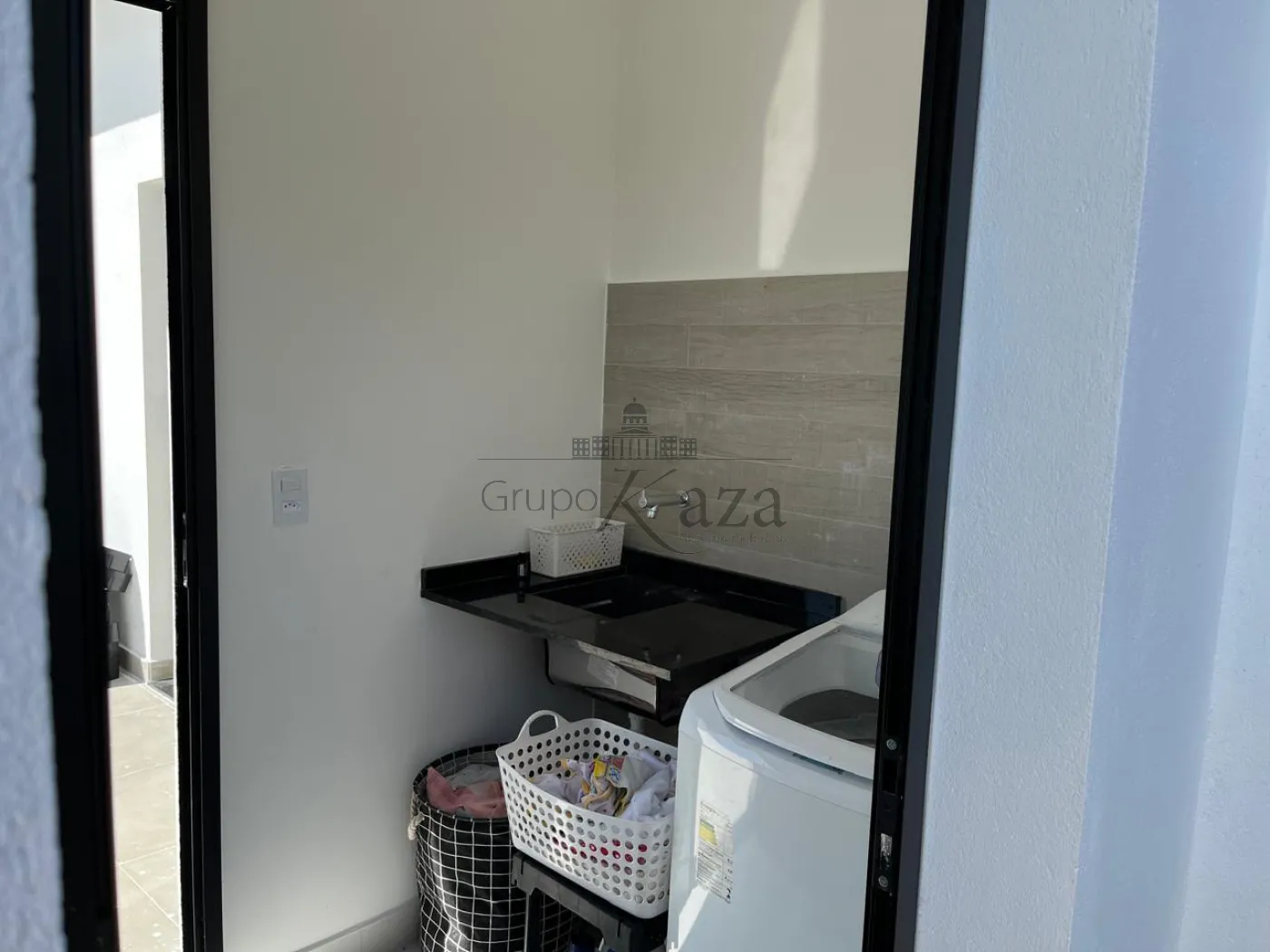 Foto 19 de Casa Condomínio em Parque Residencial Maria Elmira, Caçapava - imagem 19