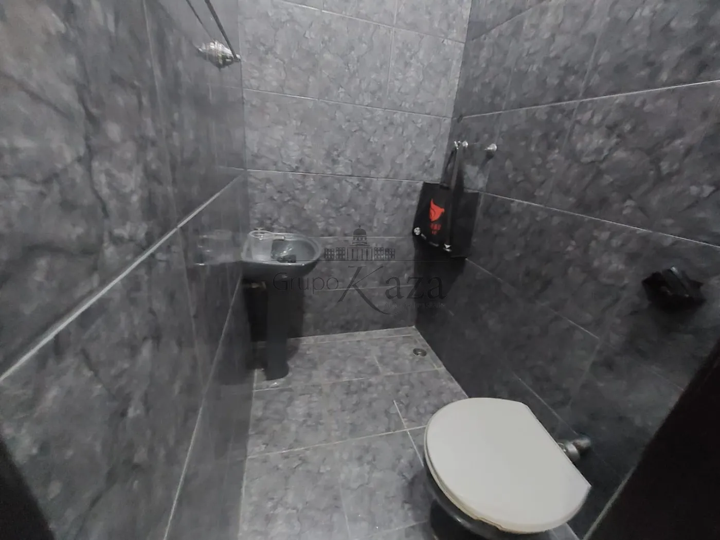 Foto 36 de Casa Padrão em Vila Formosa, Jacareí - imagem 36