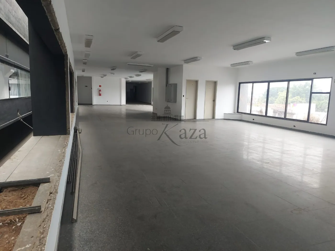 Foto 1 de Comercial Loja em condomínio comercial em Centro, São José dos Campos - imagem 1