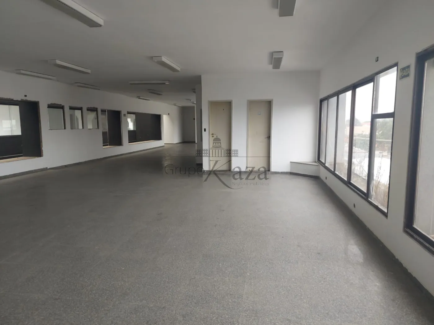 Foto 2 de Comercial Loja em condomínio comercial em Centro, São José dos Campos - imagem 2
