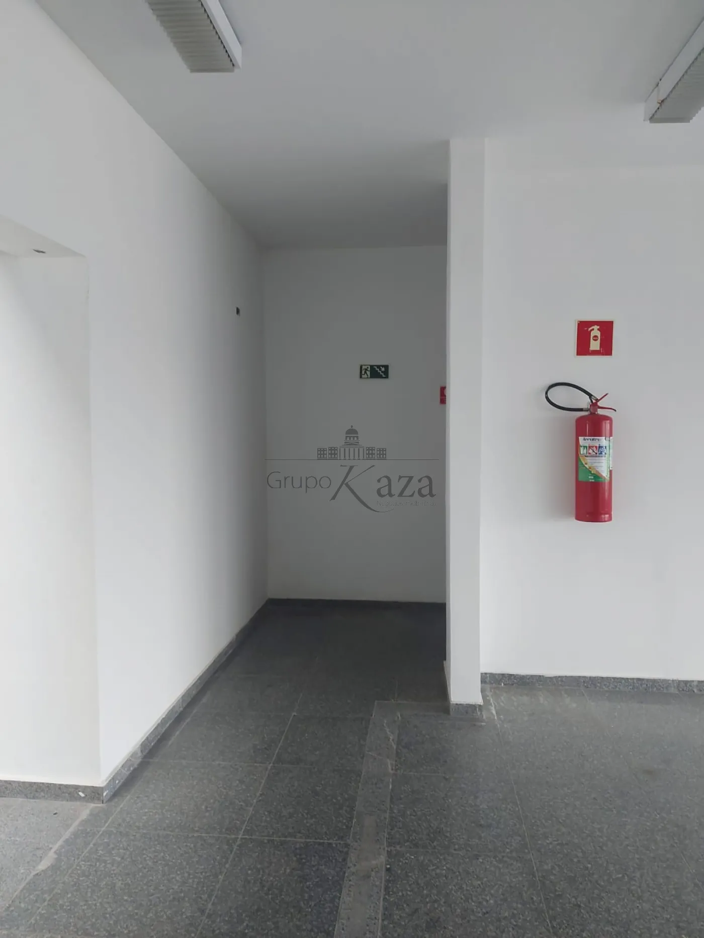 Foto 11 de Comercial Loja em condomínio comercial em Centro, São José dos Campos - imagem 11
