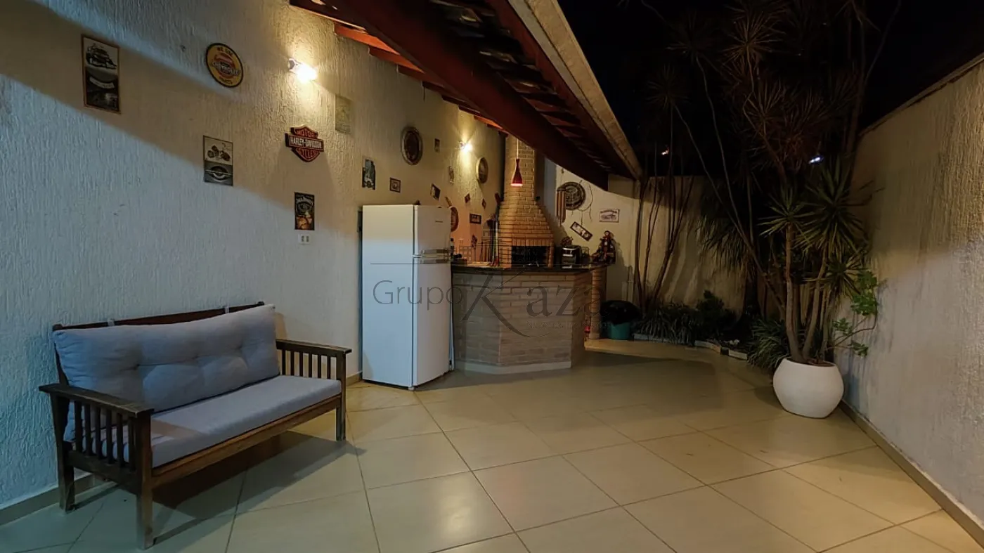 Foto 1 de Casa Condomínio em Jardim Altos de Santana I, Jacareí - imagem 1
