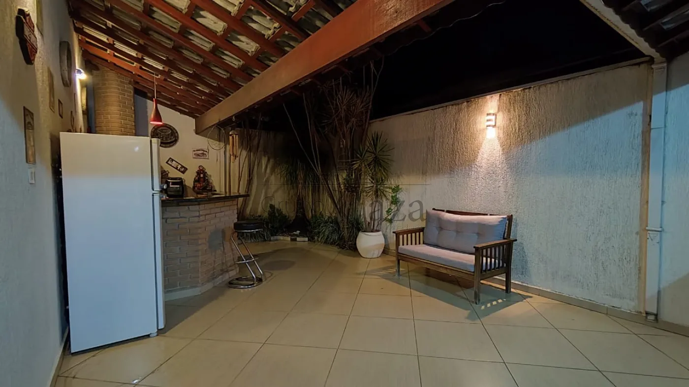 Foto 2 de Casa Condomínio em Jardim Altos de Santana I, Jacareí - imagem 2