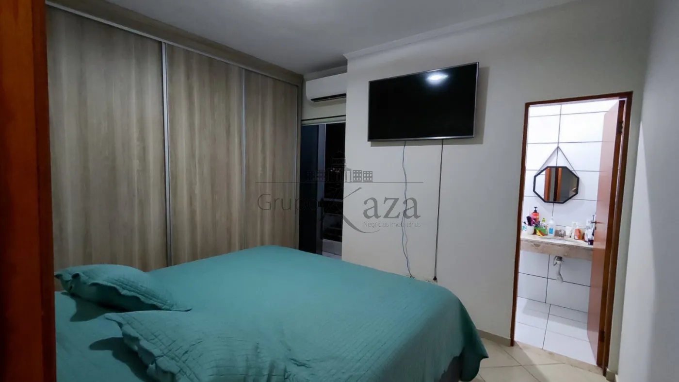 Foto 11 de Casa Condomínio em Jardim Altos de Santana I, Jacareí - imagem 11
