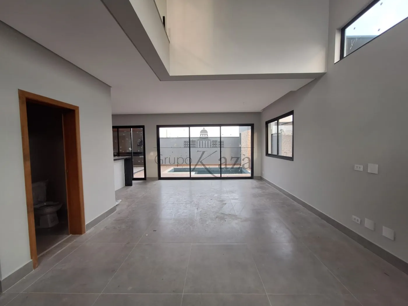 Foto 1 de Casa Condomínio em Bairro Floresta, São José dos Campos - imagem 1
