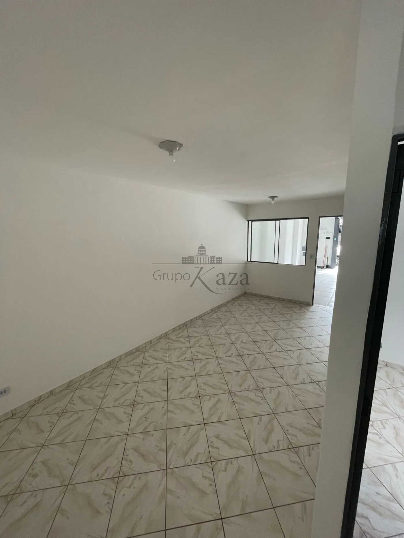 Foto 3 de Casa Padrão em Parque Califórnia, Jacareí - imagem 3 Foto 3 de Casa Padrão em Parque Califórnia, Jacareí - imagem 3