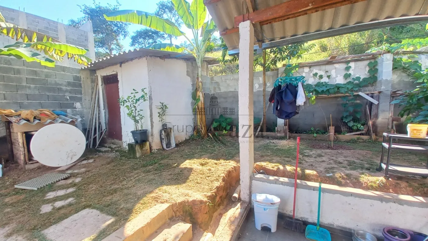 Foto 17 de Casa Térrea em Chácaras Pousada do Vale, São José dos Campos - imagem 17