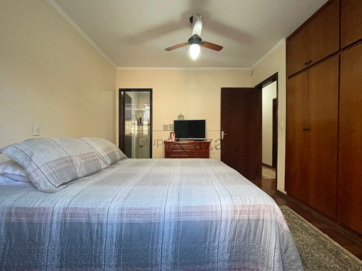 Foto 11 de Casa Padrão em Jardim Marcondes, Jacareí - imagem 11