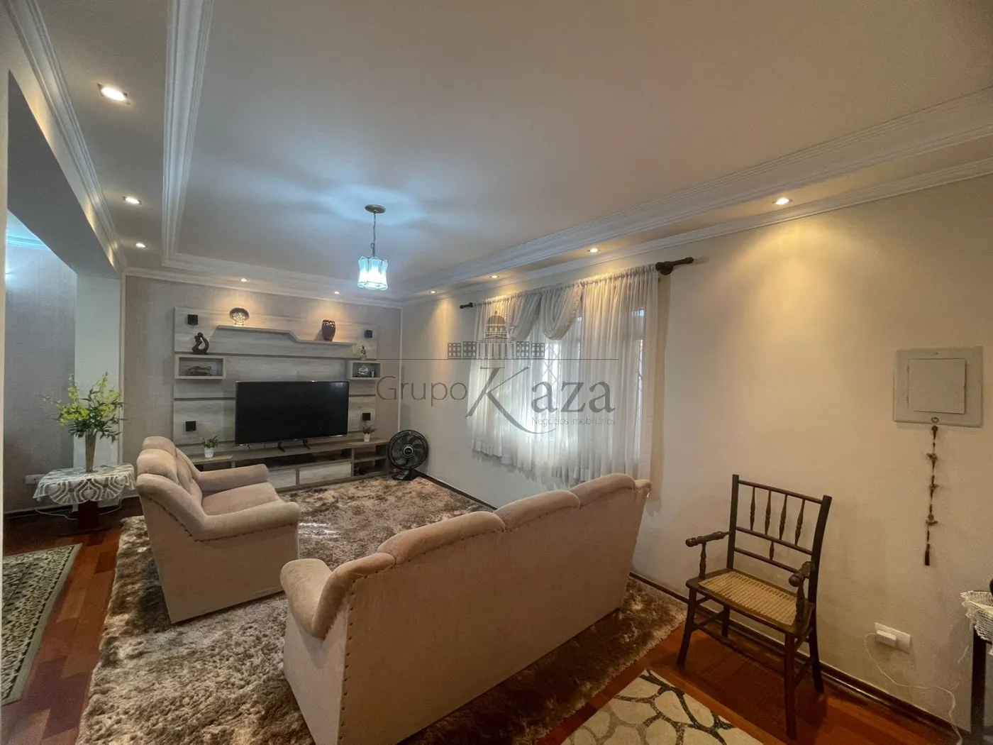Foto 3 de Casa Padrão em Jardim Marcondes, Jacareí - imagem 3