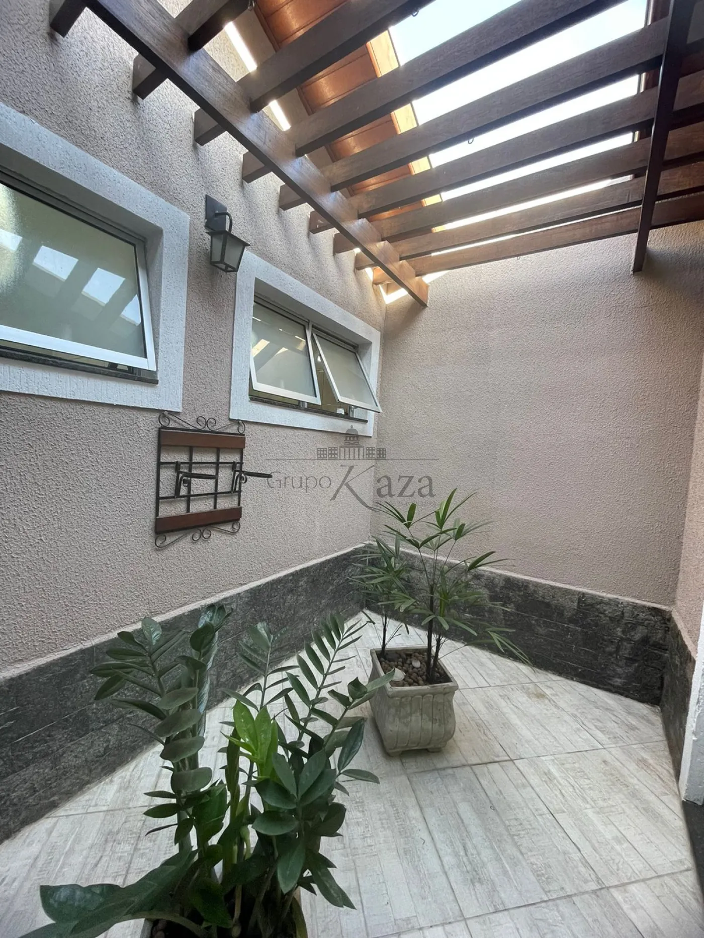 Foto 26 de Casa Padrão em Jardim Marcondes, Jacareí - imagem 26