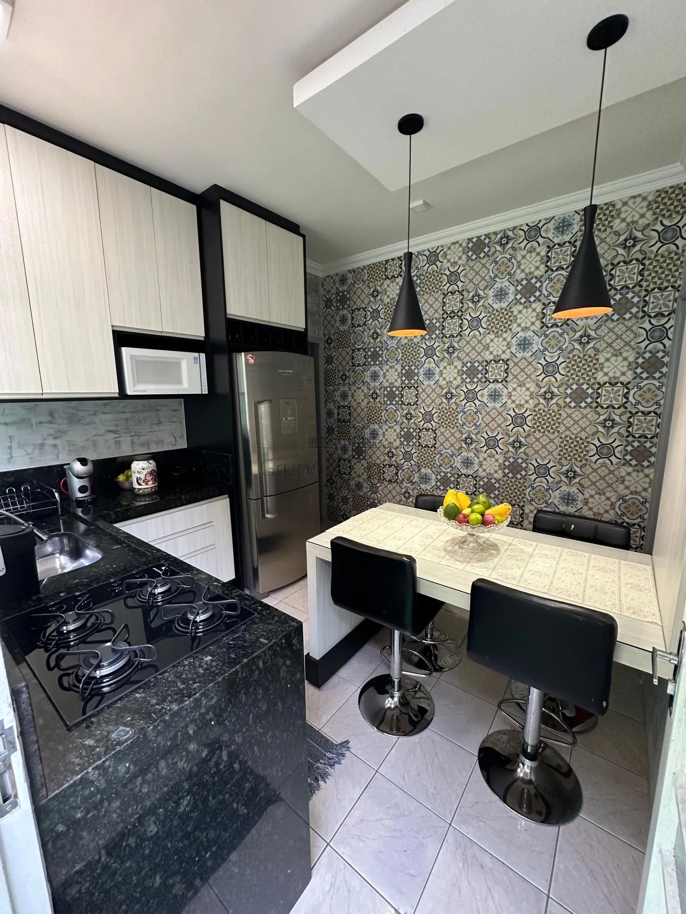 Foto 7 de Casa Padrão em Jardim Torrão de Ouro, São José dos Campos - imagem 7