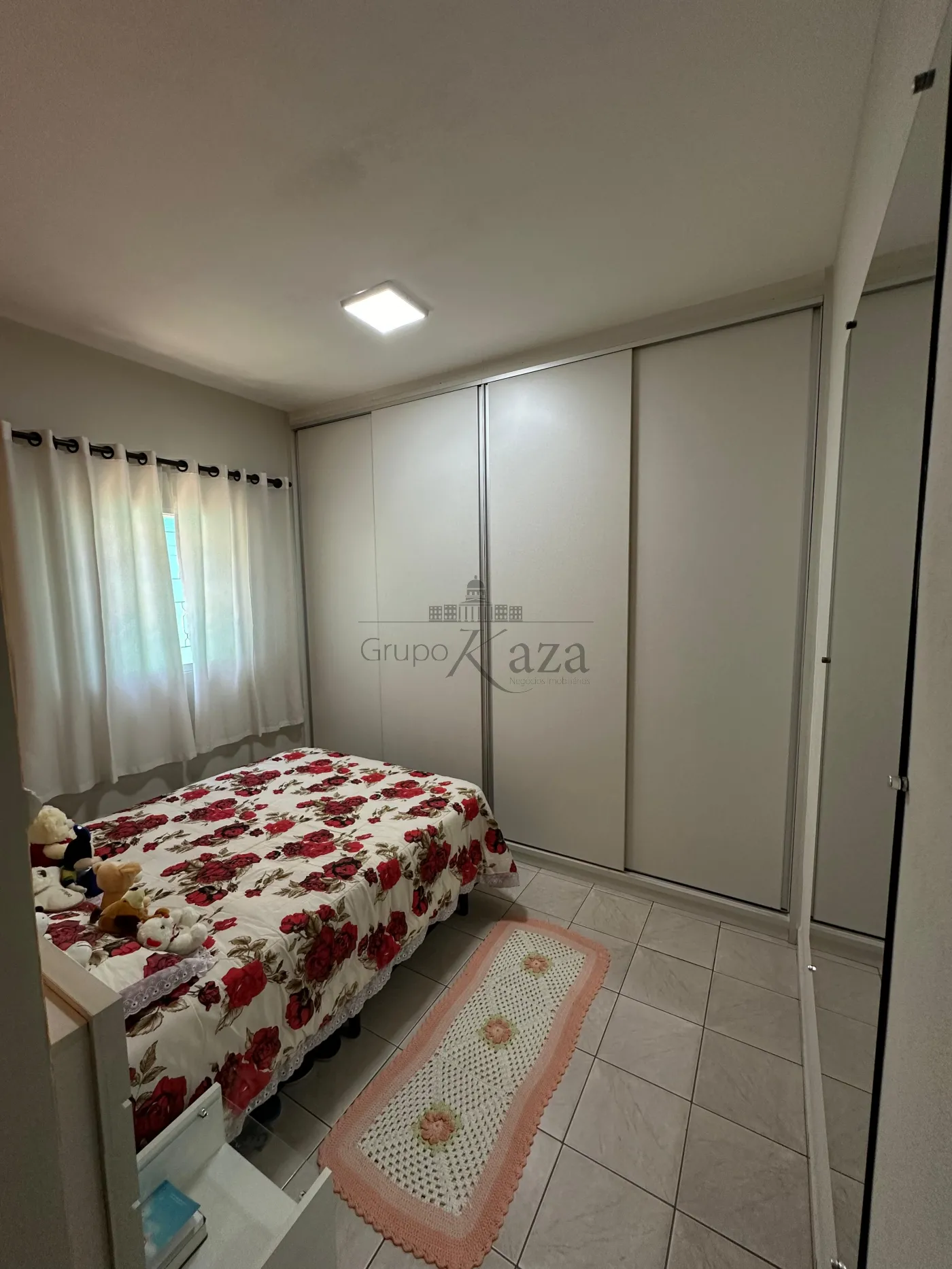 Foto 9 de Casa Padrão em Jardim Torrão de Ouro, São José dos Campos - imagem 9