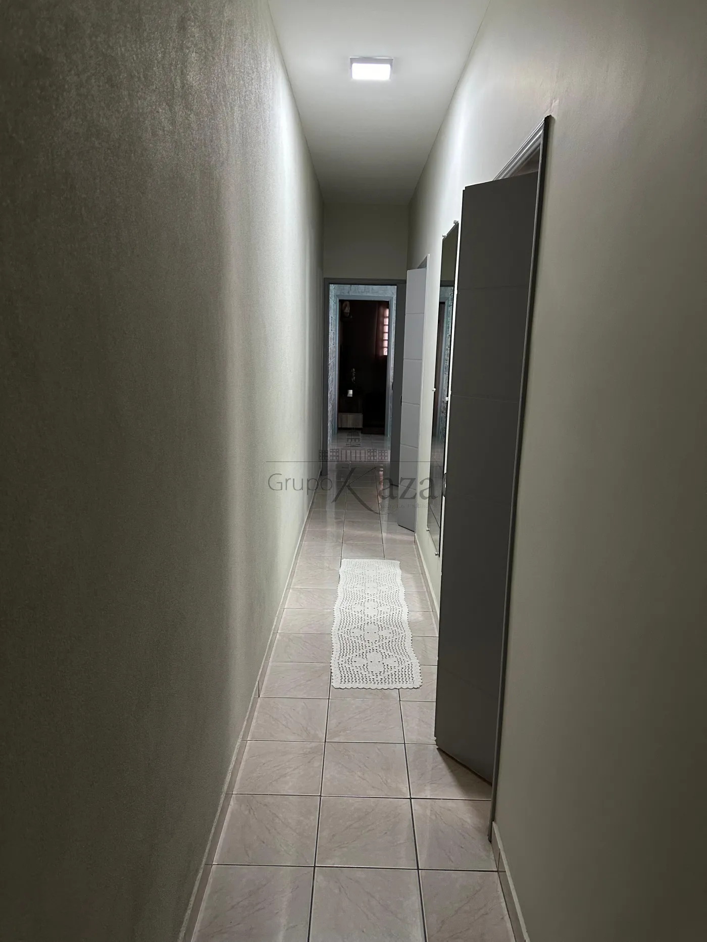 Foto 8 de Casa Padrão em Jardim Torrão de Ouro, São José dos Campos - imagem 8