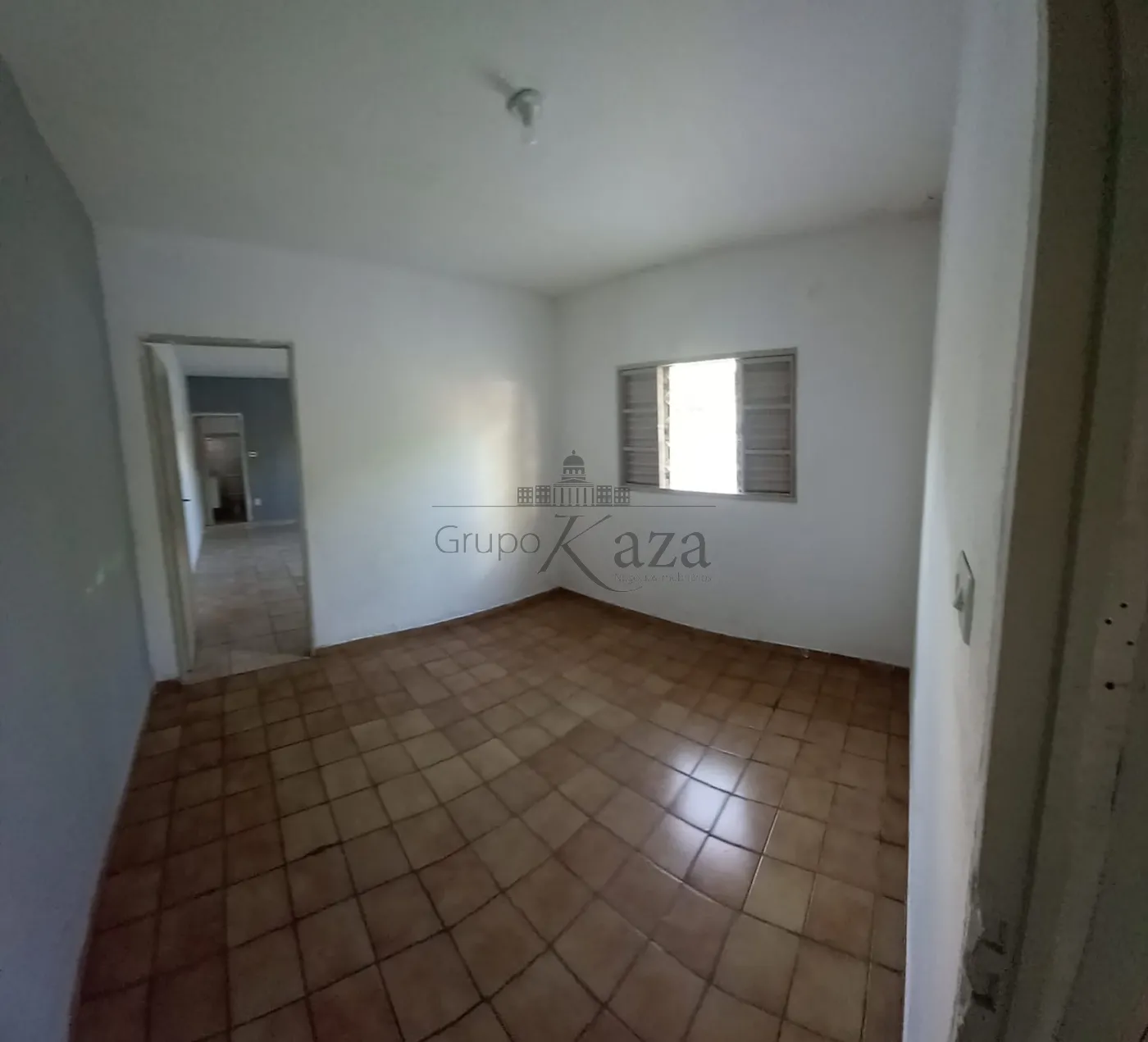 Foto 4 de Casa Padrão em Vila Tesouro, São José dos Campos - imagem 4