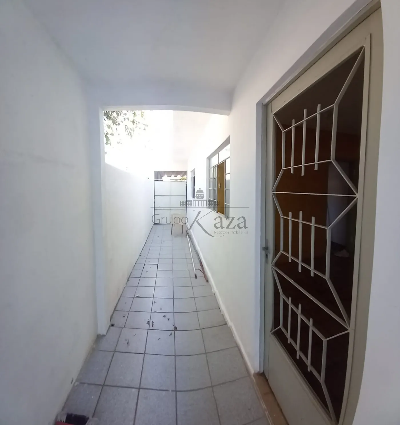 Foto 11 de Casa Padrão em Vila Tesouro, São José dos Campos - imagem 11