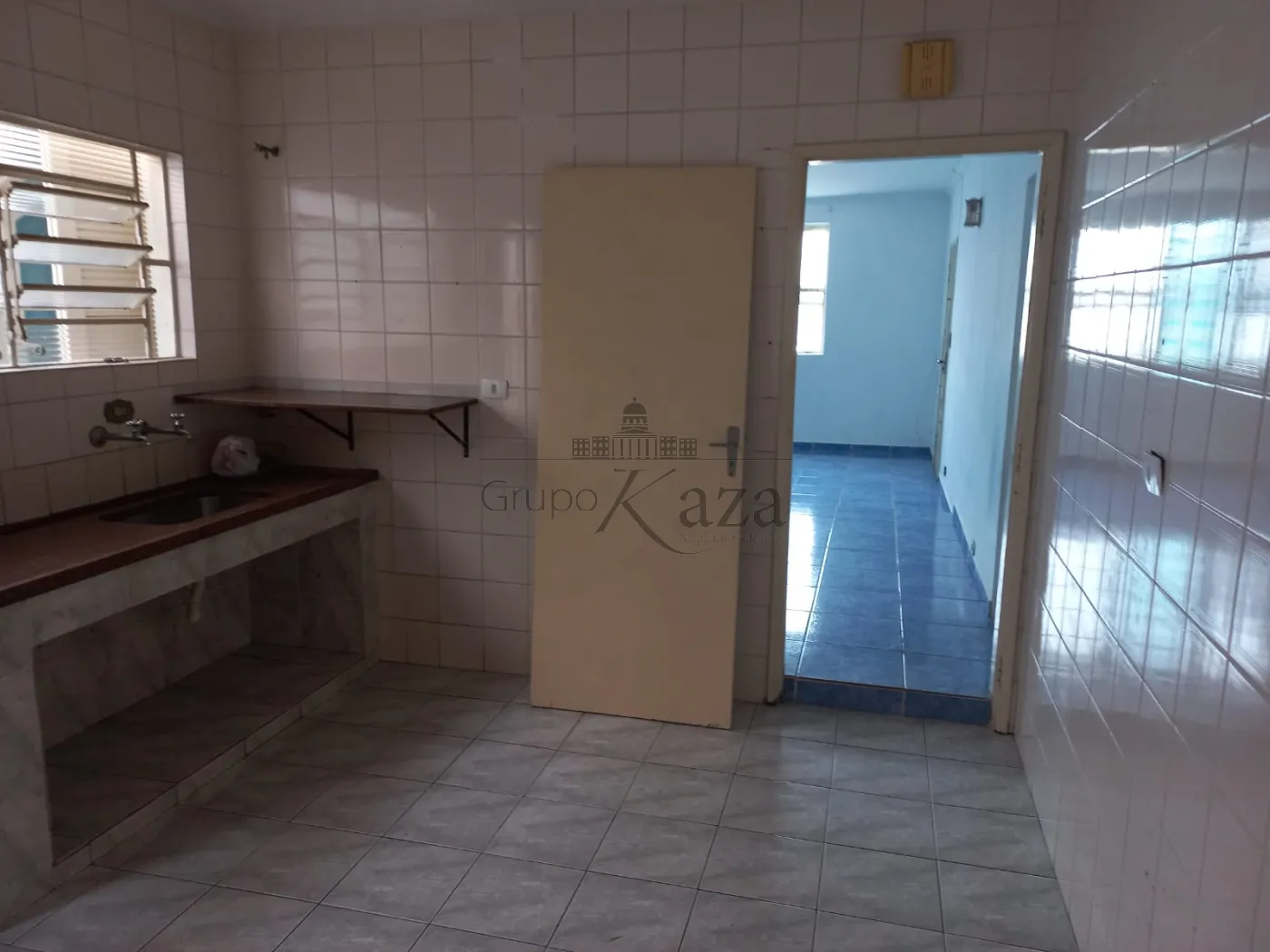 Foto 8 de Casa Padrão em Jardim Siesta, Jacareí - imagem 8