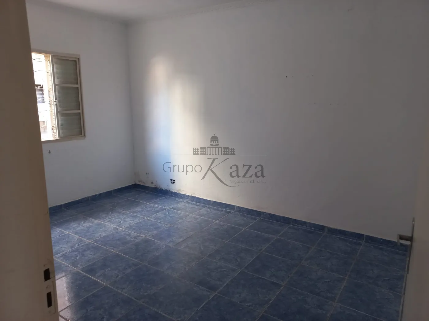 Foto 16 de Casa Padrão em Jardim Siesta, Jacareí - imagem 16