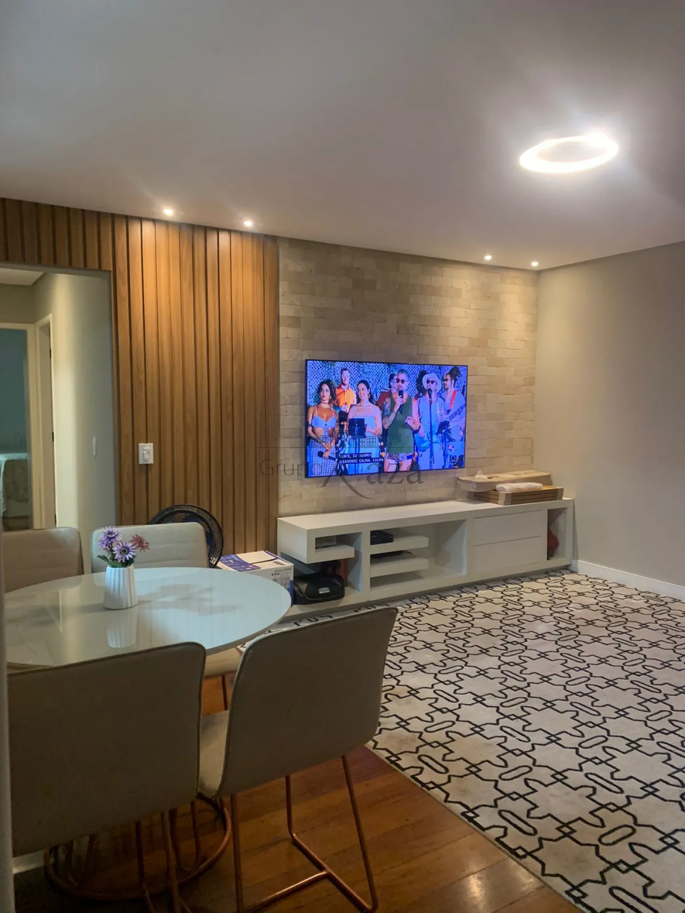 Foto 2 de Apartamento Padrão em Jardim Estoril, São José dos Campos - imagem 2