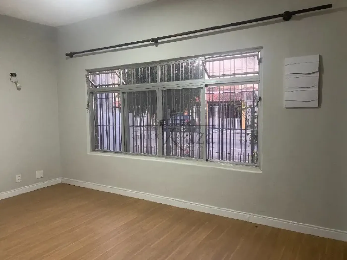 Foto 2 de Casa Padrão em Jardim Santa Maria, Jacareí - imagem 2