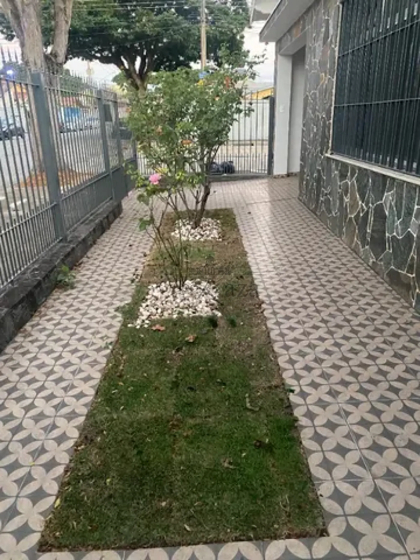 Foto 16 de Casa Padrão em Jardim Santa Maria, Jacareí - imagem 16