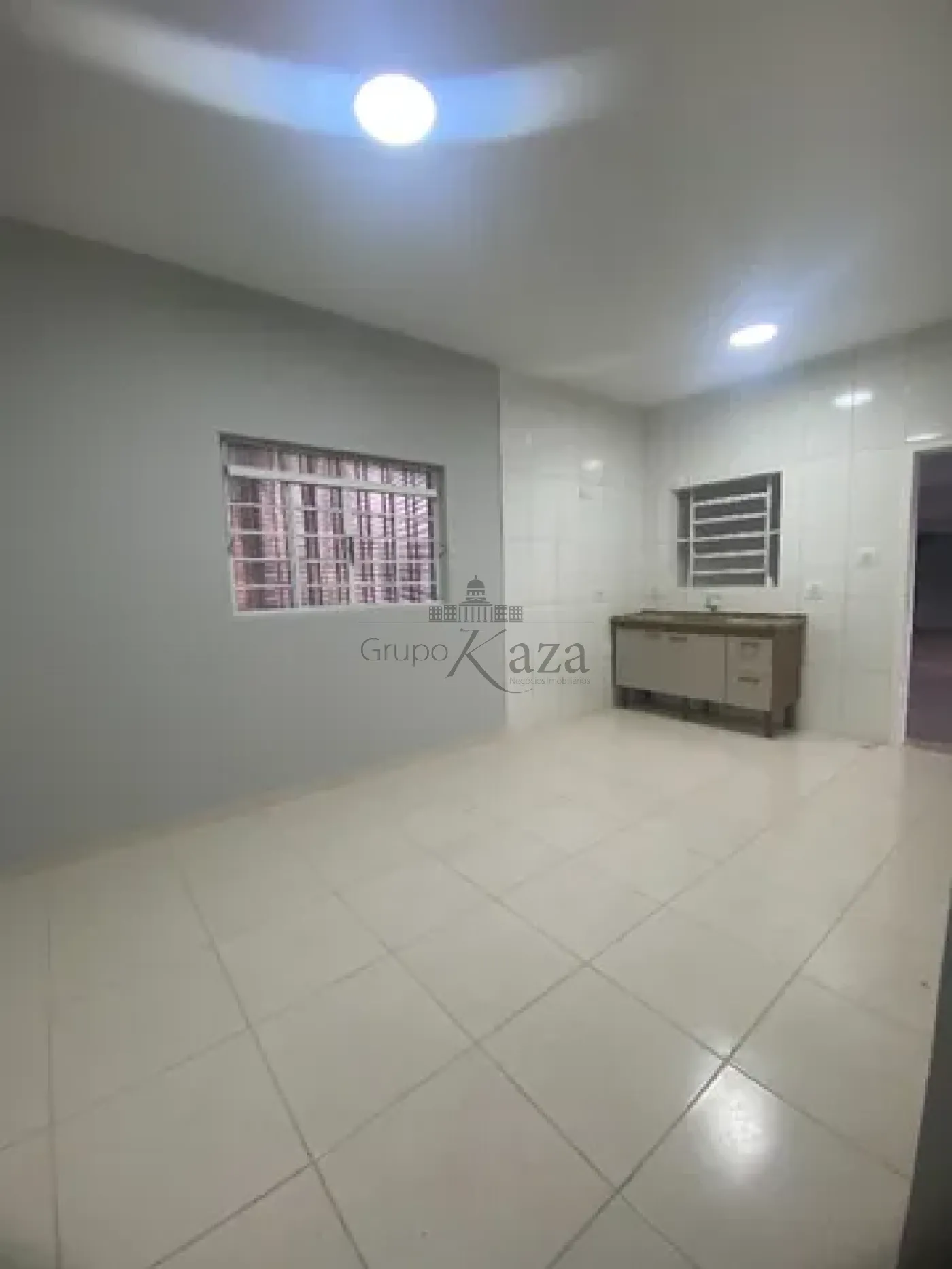 Foto 3 de Casa Padrão em Jardim Santa Maria, Jacareí - imagem 3