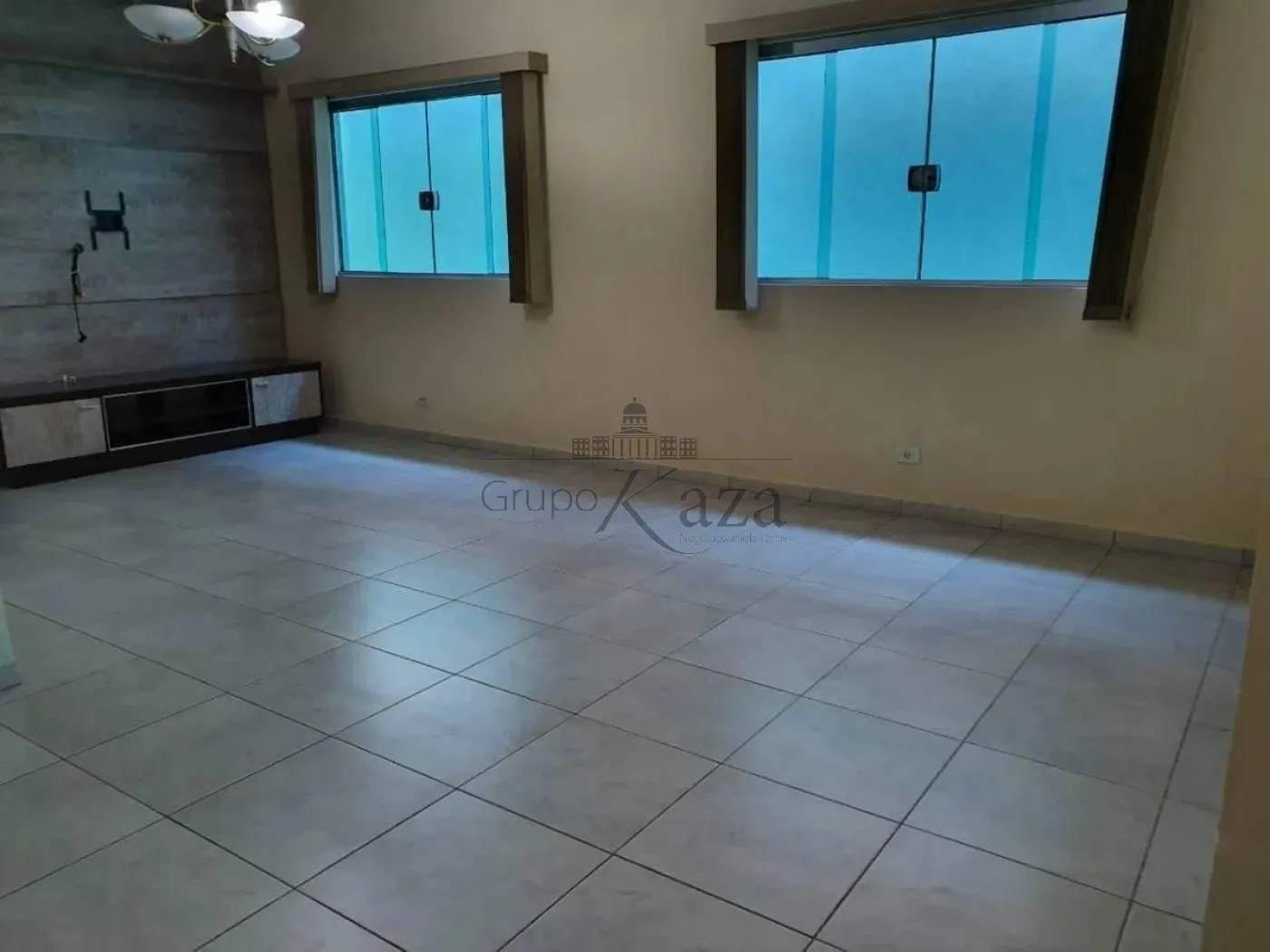 Foto 1 de Casa Padrão em Residencial Tatetuba, São José dos Campos - imagem 1
