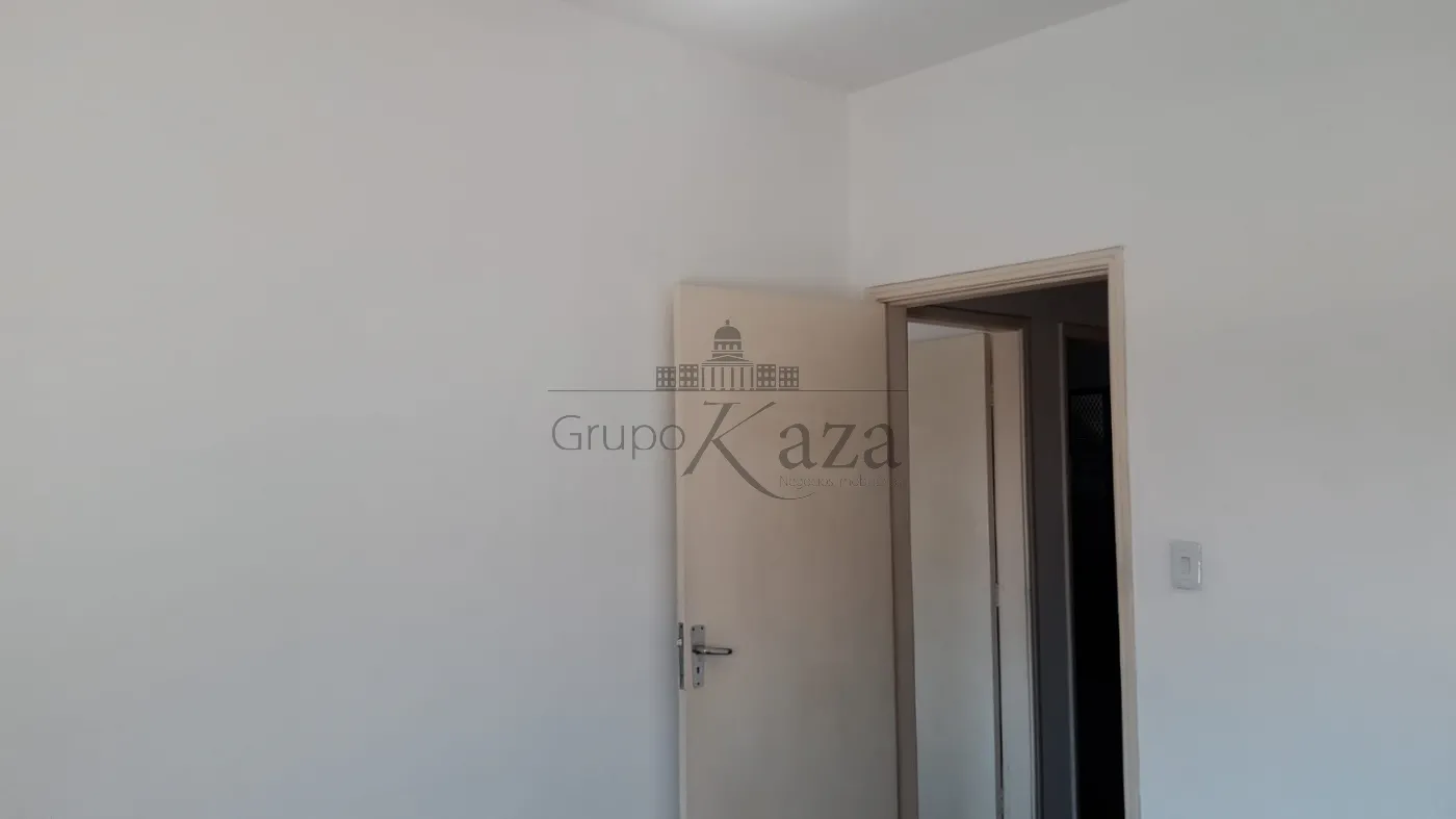 Foto 36 de Casa Sobrado em Parque Brasil, Jacareí - imagem 36