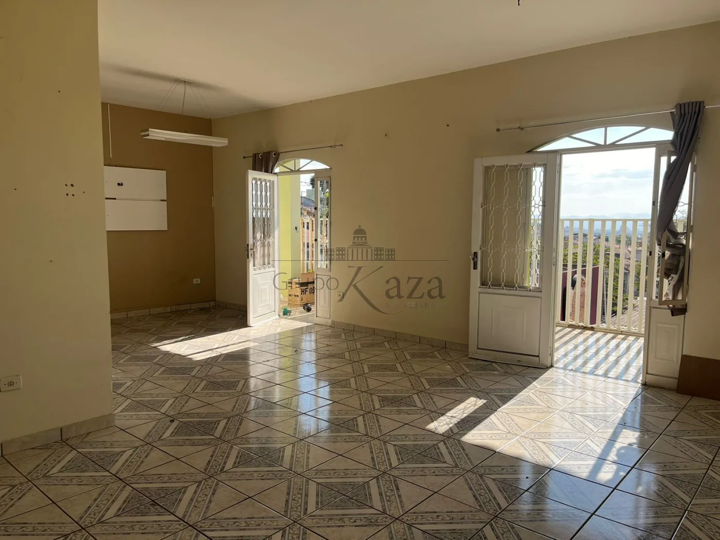 Foto 2 de Casa Sobreloja em Parque Santo Antônio, Jacareí - imagem 2