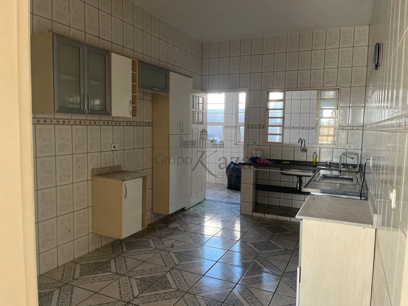 Foto 3 de Casa Sobreloja em Parque Santo Antônio, Jacareí - imagem 3