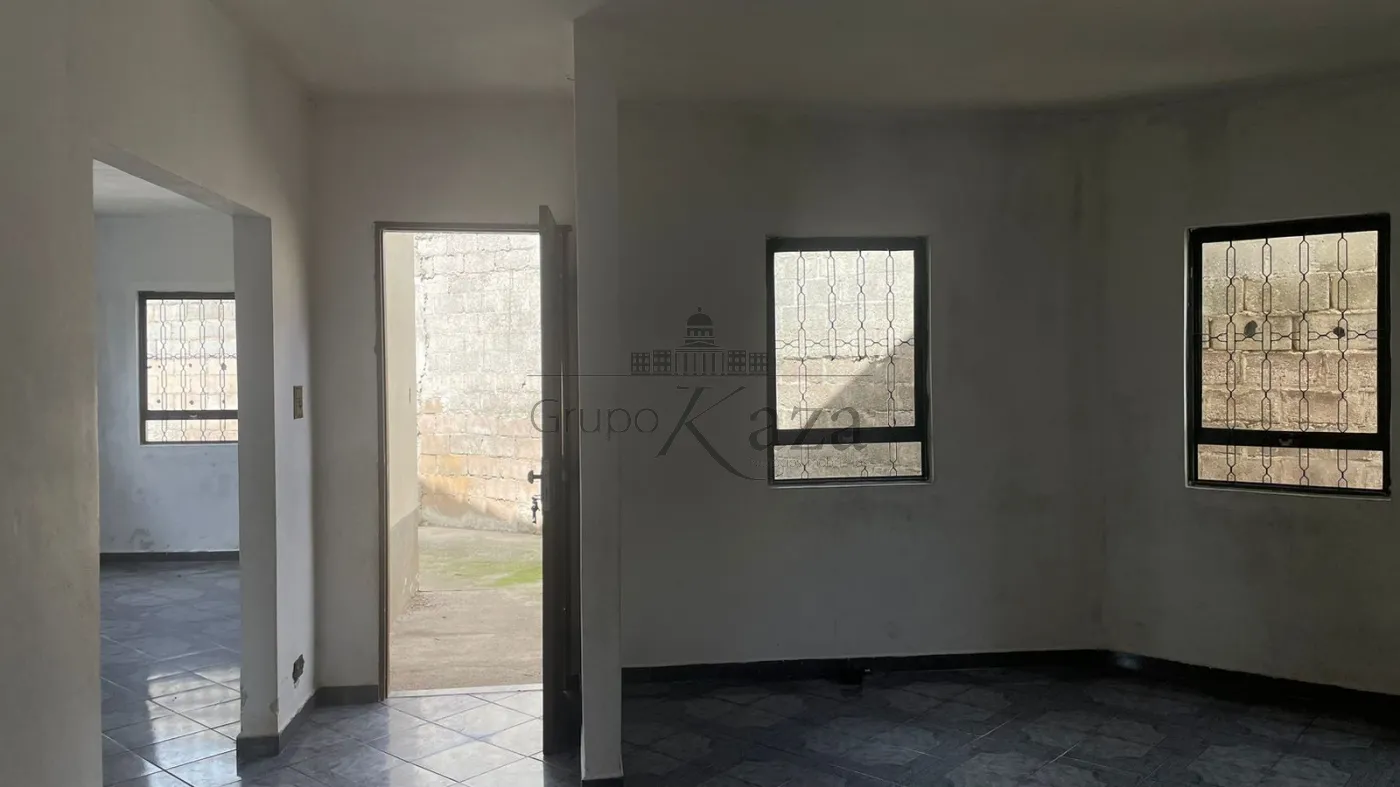 Foto 1 de Casa Padrão em Jardim Colonia, Jacareí - imagem 1