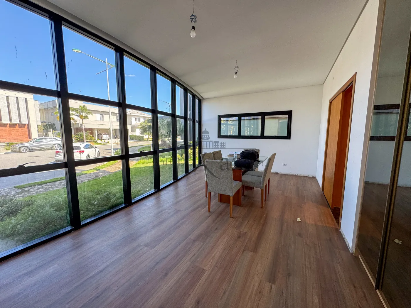 Foto 5 de Casa Condomínio em Jardim do Golfe, São José dos Campos - imagem 5