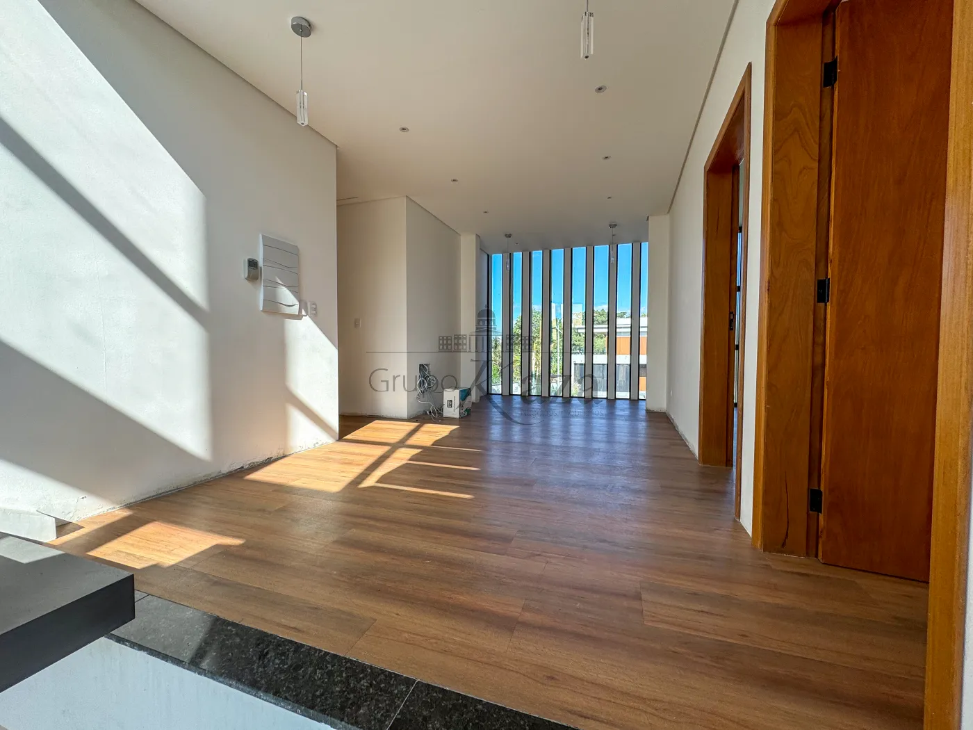 Foto 8 de Casa Condomínio em Jardim do Golfe, São José dos Campos - imagem 8
