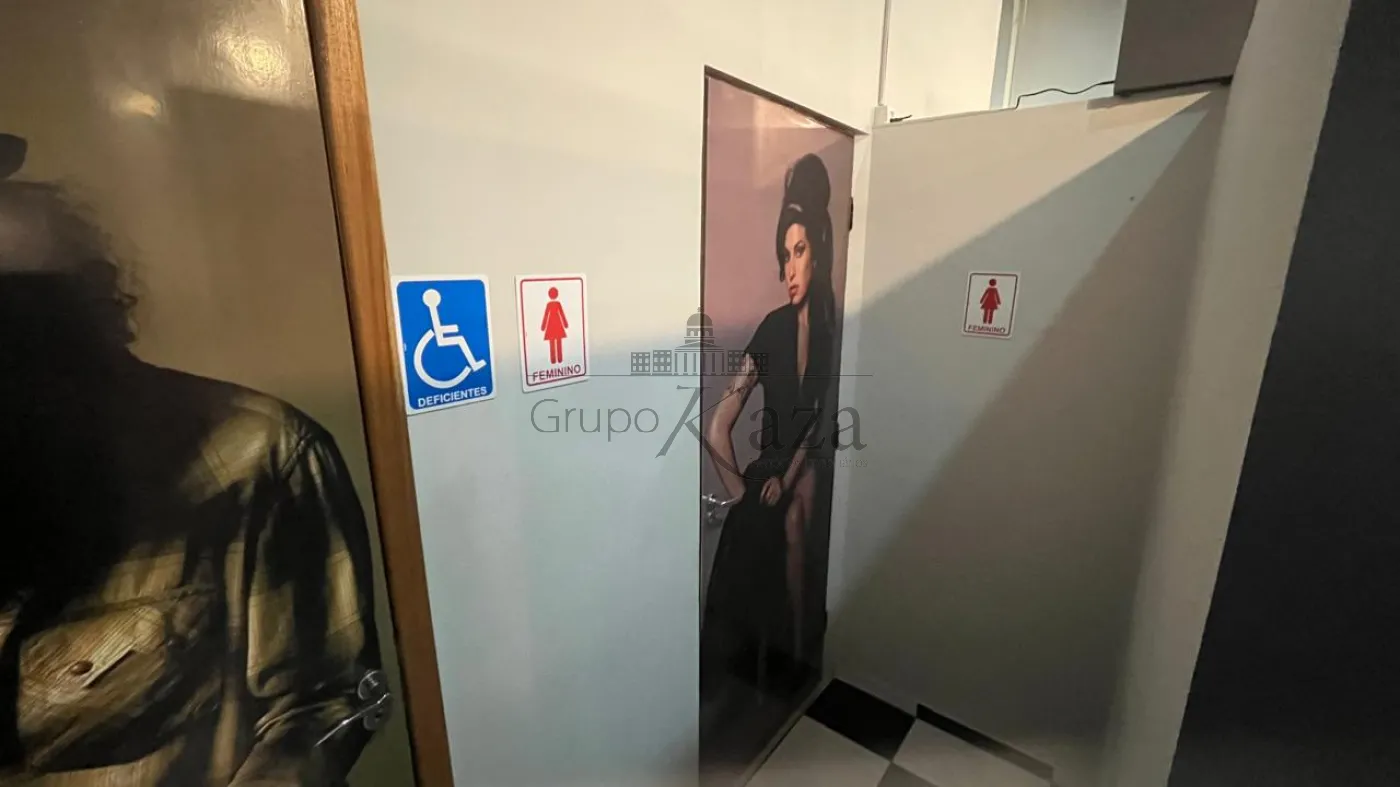 Foto 17 de Comercial Ponto Comercial em Jardim América, São José dos Campos - imagem 17