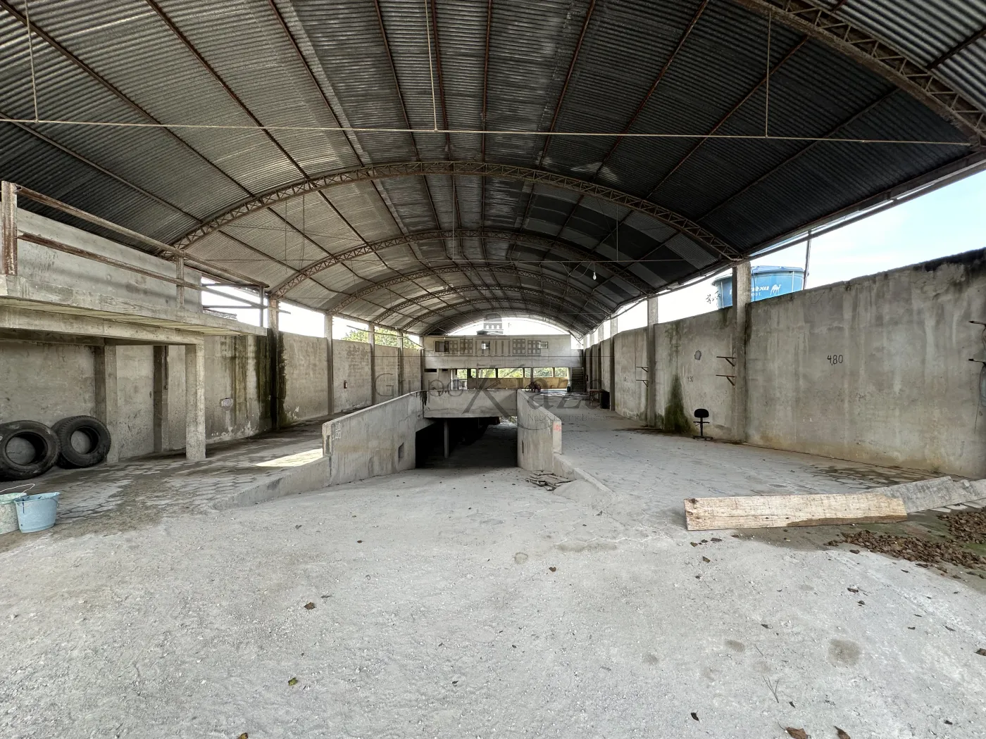 Foto 1 de Comercial Galpão em Jardim Esperança, Jacareí - imagem 1