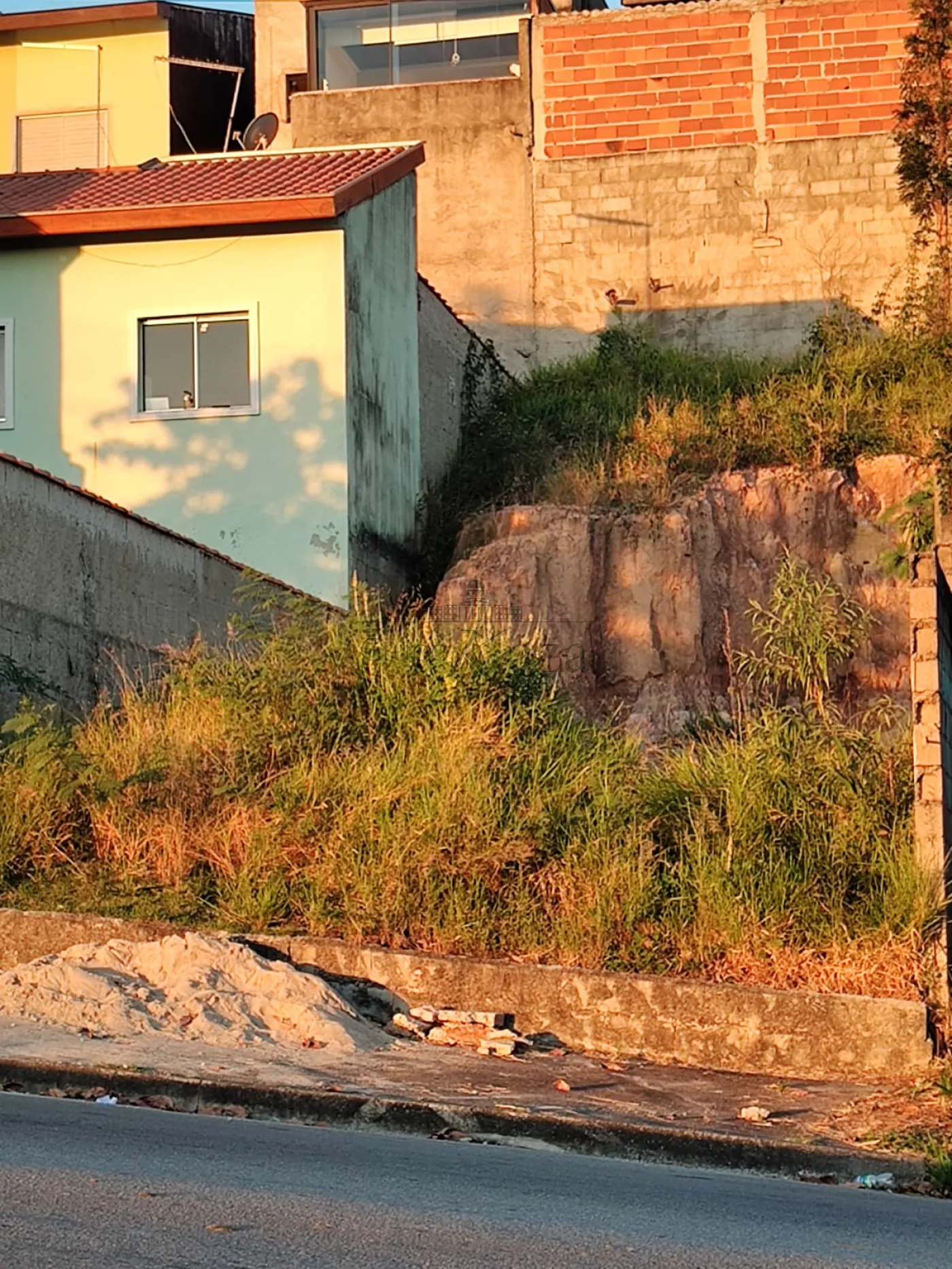Foto 3 de Terreno Padrão em Jardim dos Bandeirantes, São José dos Campos - imagem 3