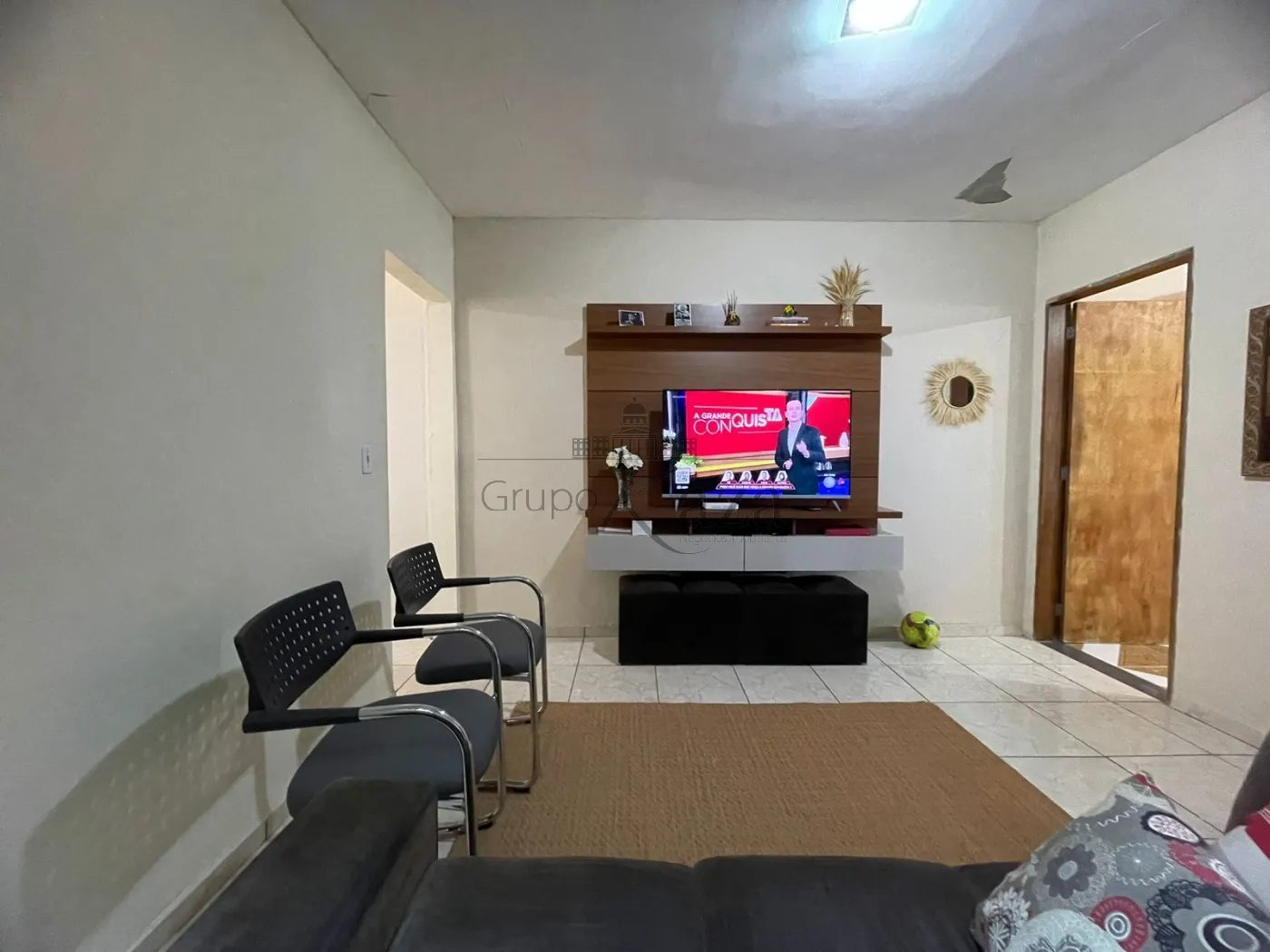 Foto 2 de Casa Padrão em Jardim Maria Amélia, Jacareí - imagem 2