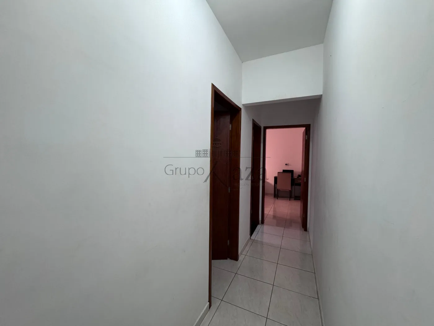 Foto 9 de Casa Padrão em Jardim Santa Rosa, São José dos Campos - imagem 9