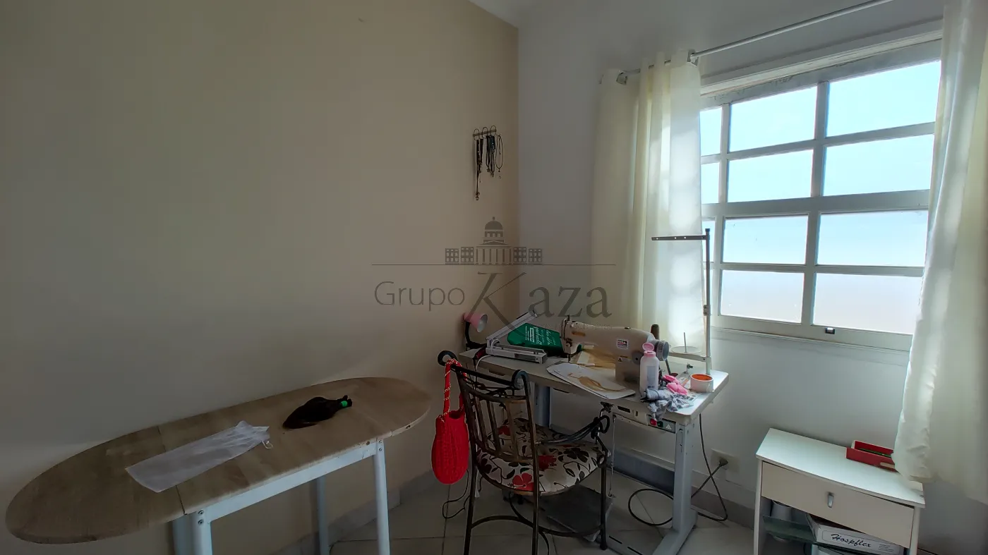 Foto 14 de Casa Sobrado em Jardim Altos de Santana II, Jacareí - imagem 14