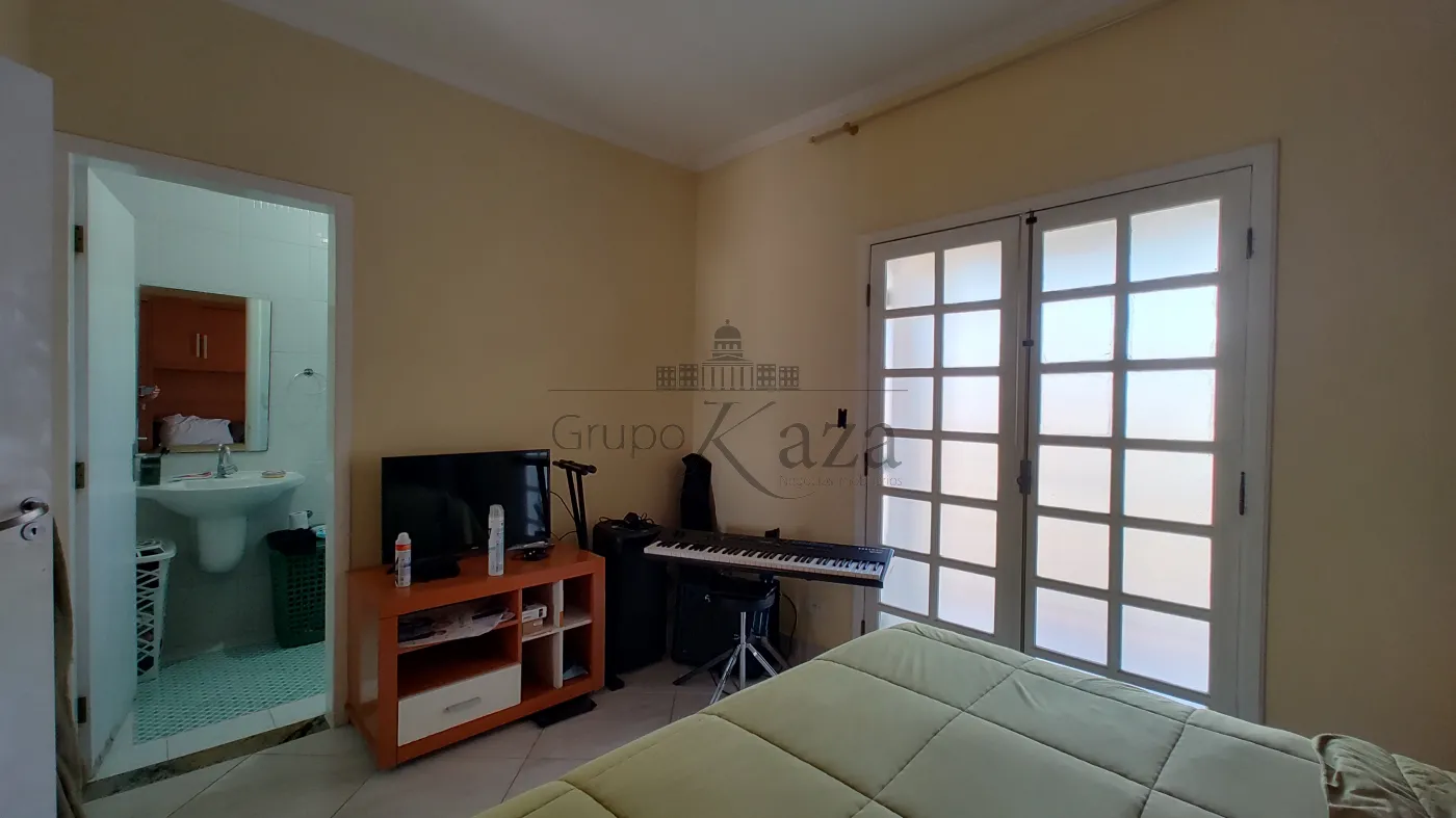 Foto 19 de Casa Sobrado em Jardim Altos de Santana II, Jacareí - imagem 19