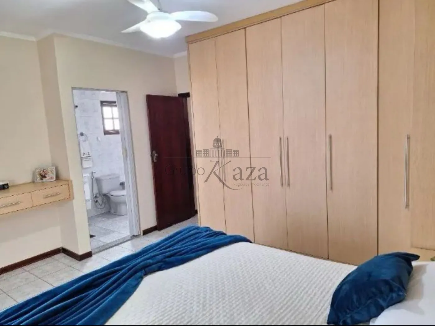 Foto 10 de Casa Sobrado em Jardim Altos de Santana II, Jacareí - imagem 10