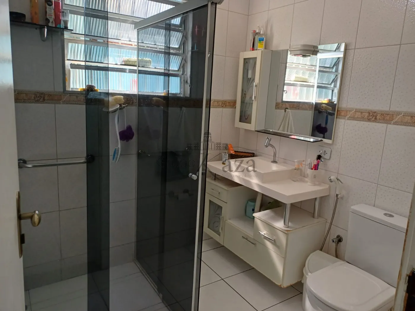 Foto 11 de Casa Padrão em Conjunto Residencial Trinta e Um de Março, São José dos Campos - imagem 11