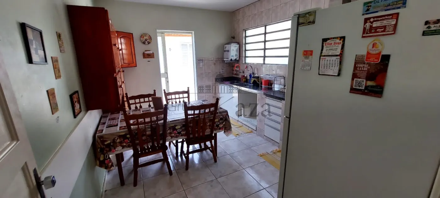 Foto 4 de Casa Padrão em Vila Betânia, São José dos Campos - imagem 4